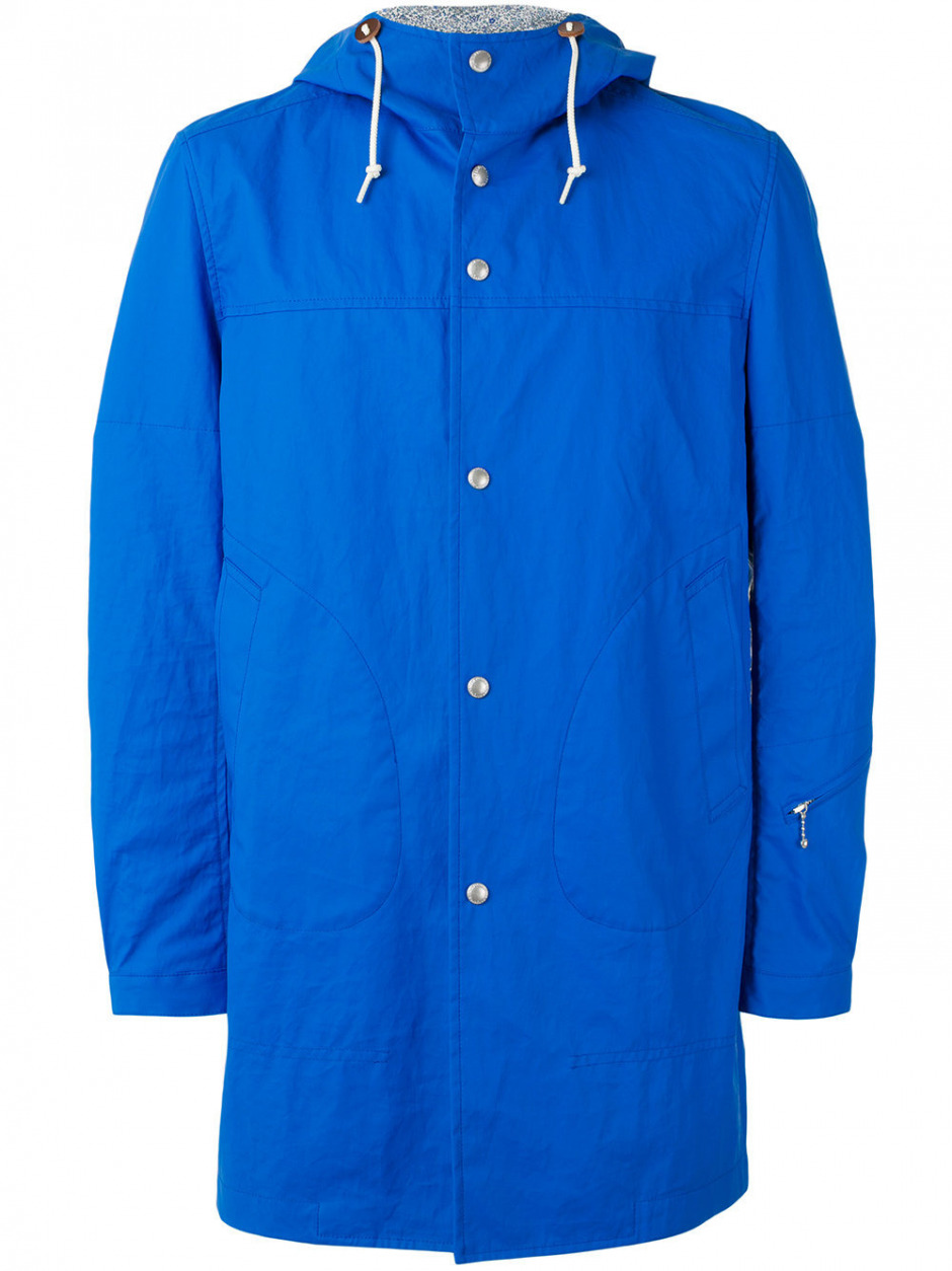 Trend Alarmı: İnce Yağmurluk ve Parkalar