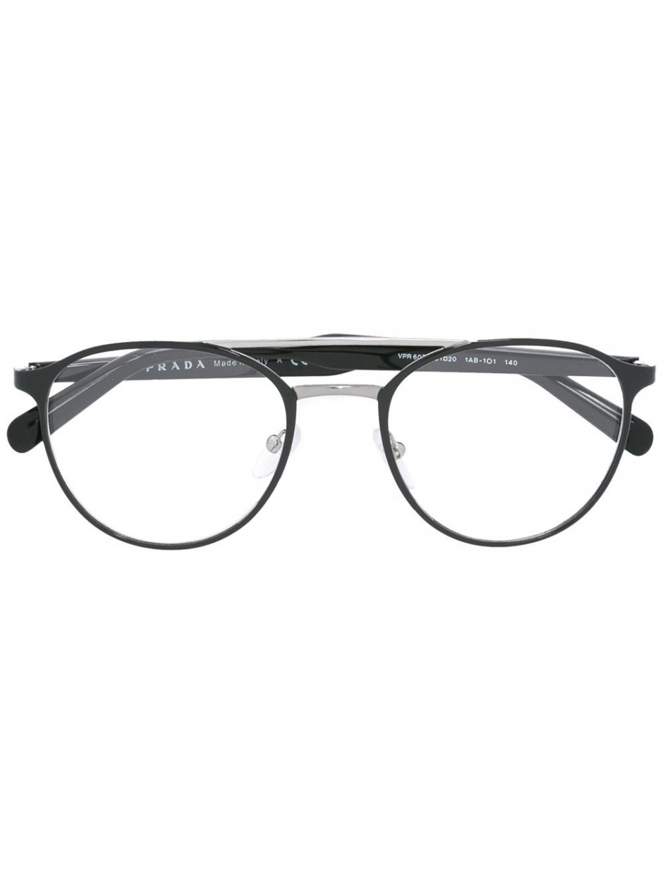 Numaralı Gözlükler Yuvarlandı