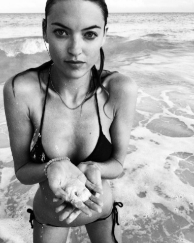 Mercek Altında: Martha Hunt