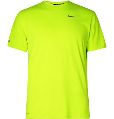 Gym Stili: Neon Renkler