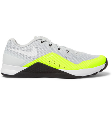 Gym Stili: Neon Renkler