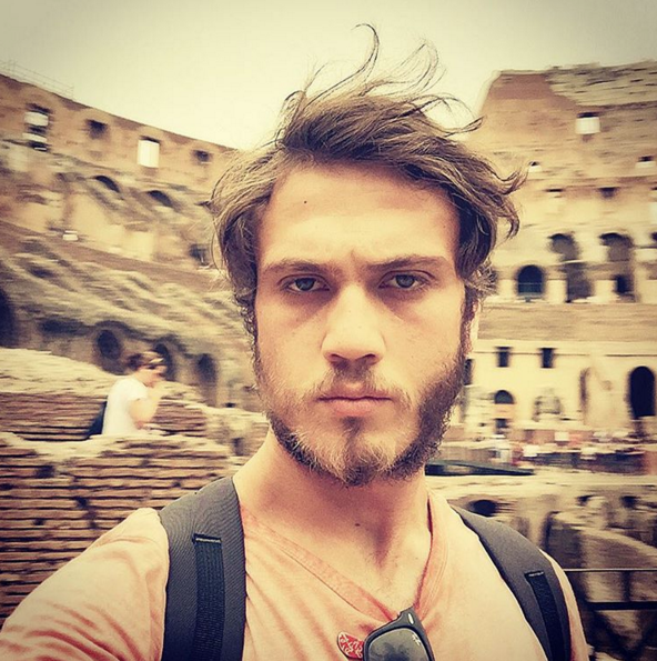 Dünden Bugüne Saçlarıyla: Aras Bulut İynemli