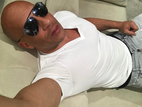 Ünlülerin Güneş Gözlüğü Stilleri