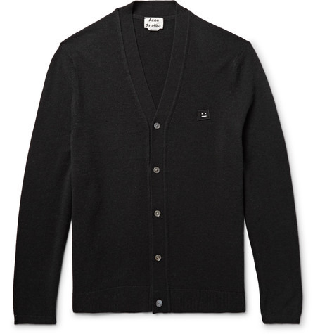 Ofis Stili: İnce Kazak ve Gömlek