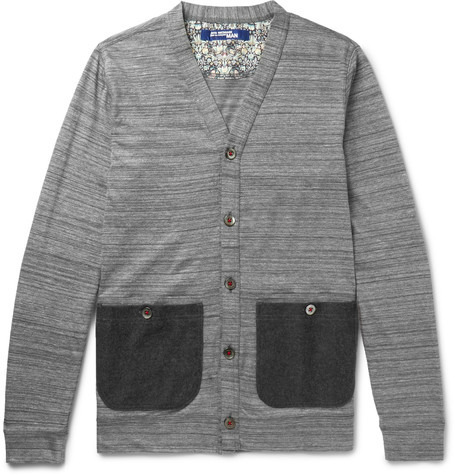 Ofis Stili: İnce Kazak ve Gömlek