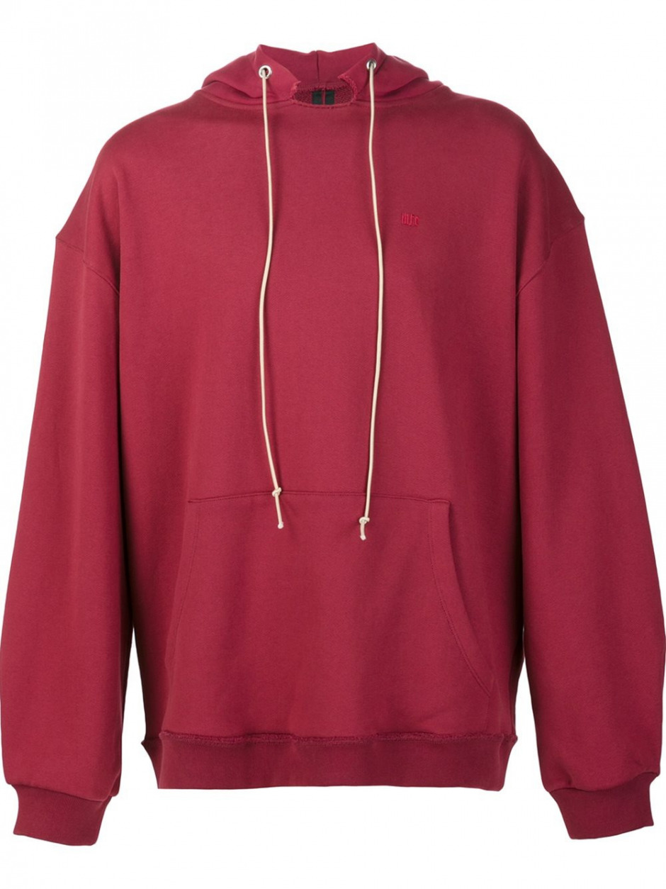 Shia Labeouff'un Sahil Kaçamağı Stili