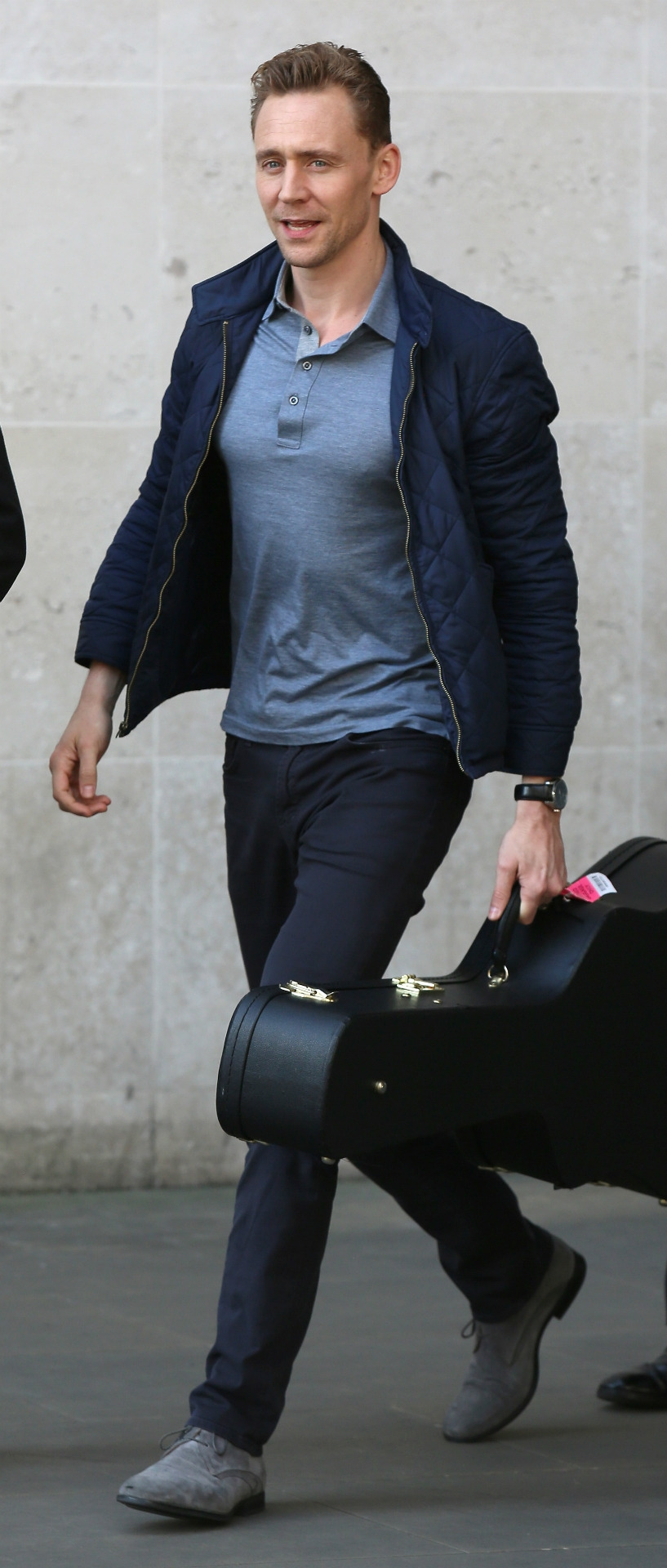 Tom Hiddleston'un Tarzını Yakala