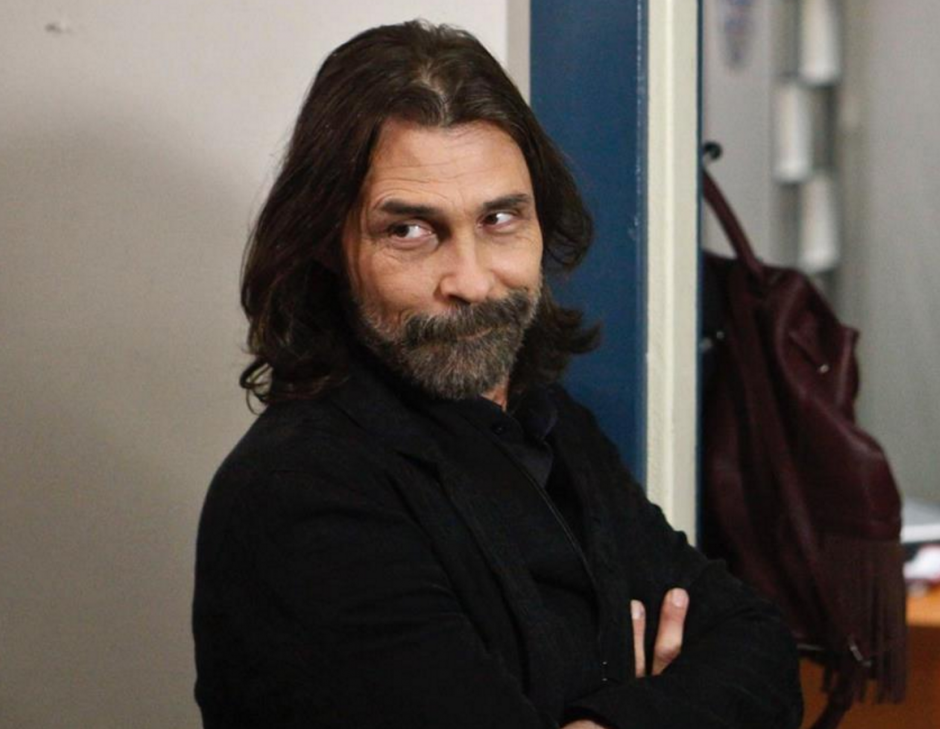 Dünden Bugüne Saçlarıyla: Erdal Beşikçioğlu