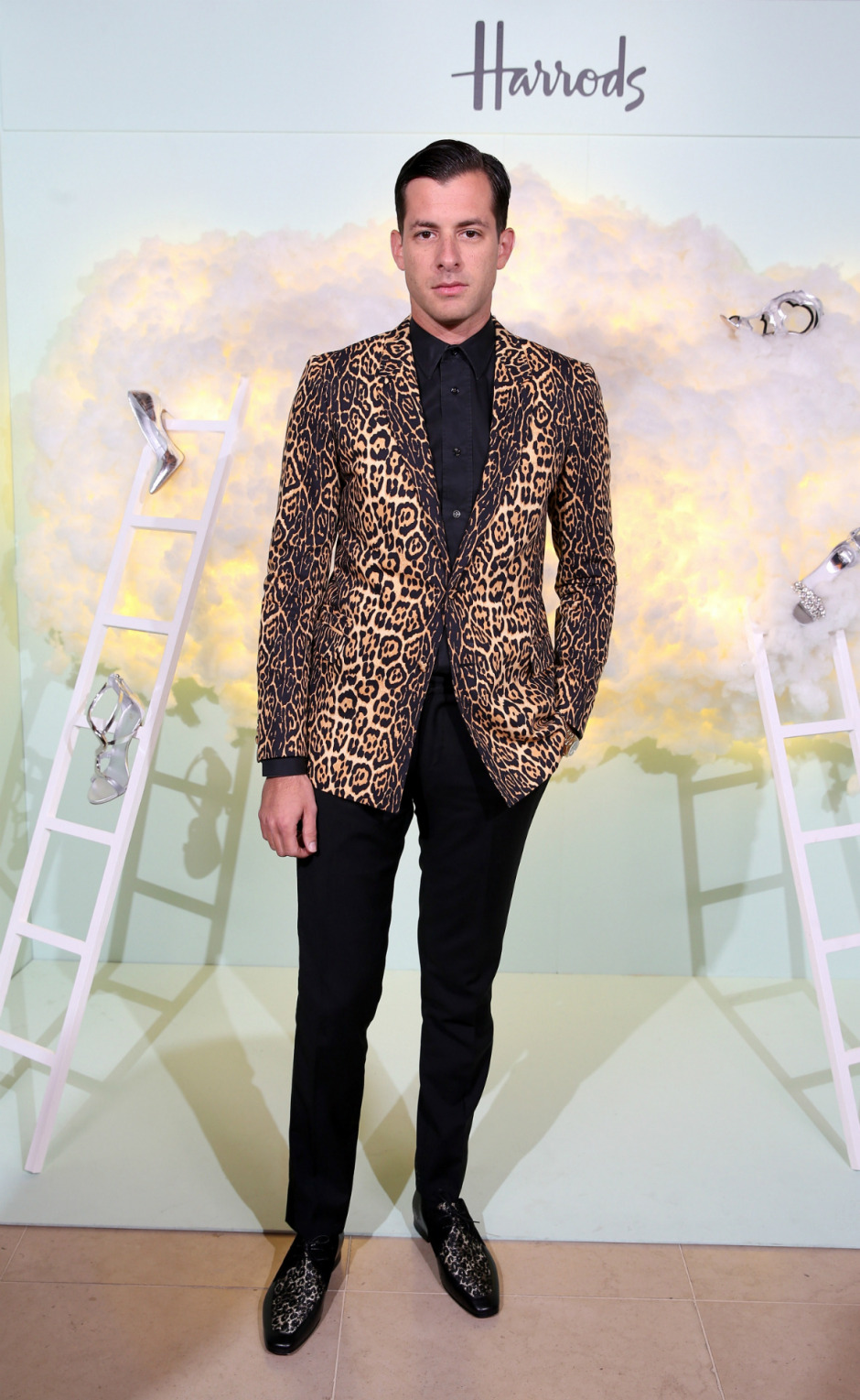 2017 Saç Modelleri: Arkaya Taranmış Saçlar