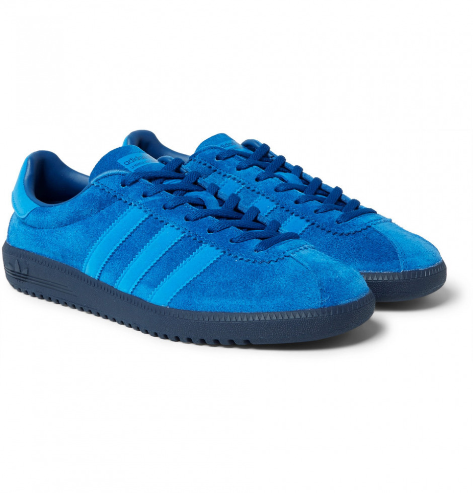 Ev Partisine Nasıl Giyinilir?