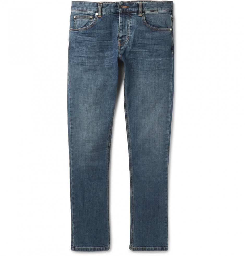 Ev Partisine Nasıl Giyinilir?