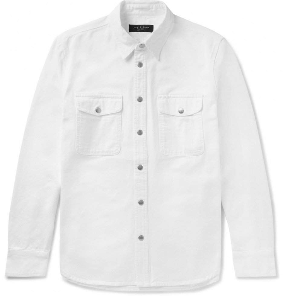 Ev Partisine Nasıl Giyinilir?