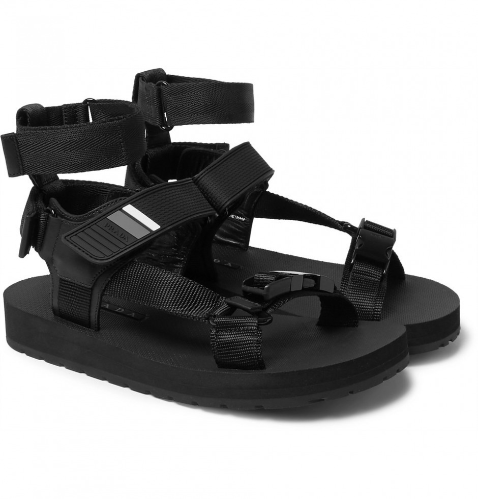 Kampa Giderken Bile Tarz Olmak