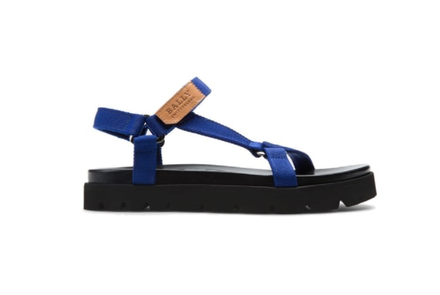 Ayağınızdan Çıkarmak İstemeyeceğiniz 10 Sandalet Modelı