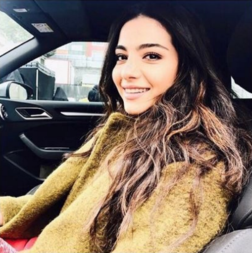 Mercek Altında: Melisa Aslı Pamuk