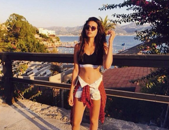 Mercek Altında: Melisa Aslı Pamuk