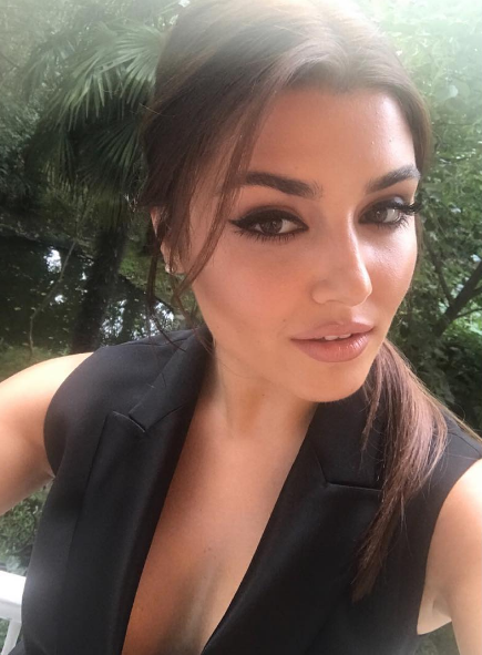 Mercek Altında: Hande Erçel