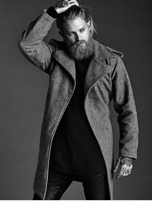 Stili Yakala: Josh Mario John