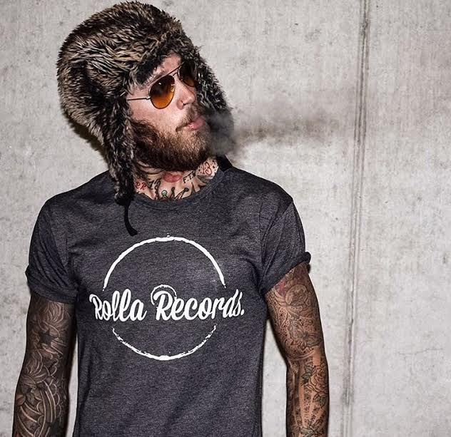 Stili Yakala: Billy Huxley