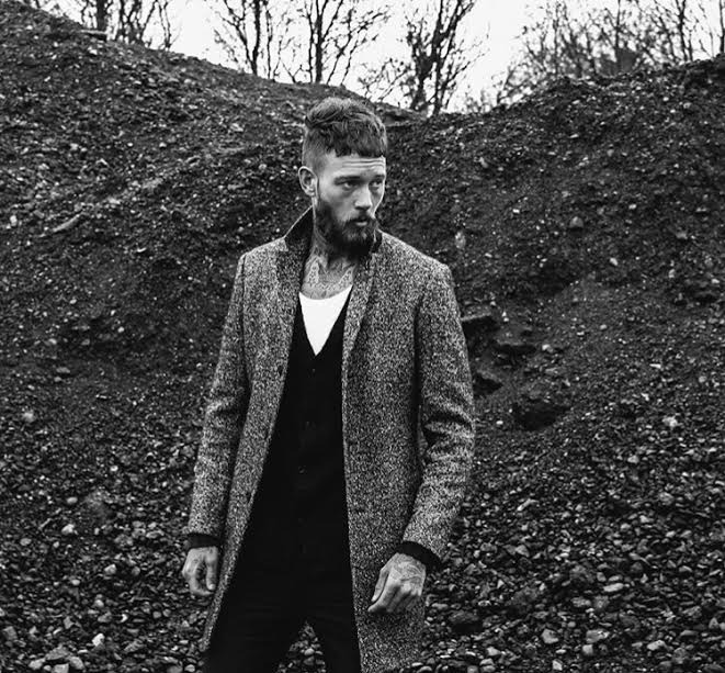 Stili Yakala: Billy Huxley