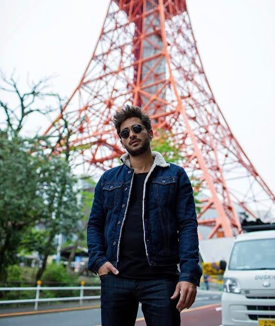 Stili Yakala: Raphaël Spezzotto