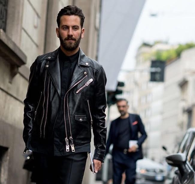 Stili Yakala: Matthew Zorpas