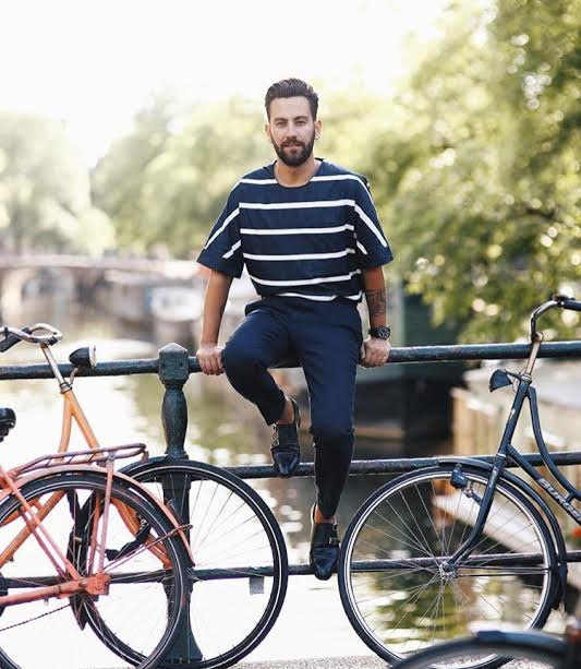 Stili Yakala: Matthew Zorpas