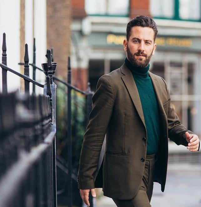 Stili Yakala: Matthew Zorpas