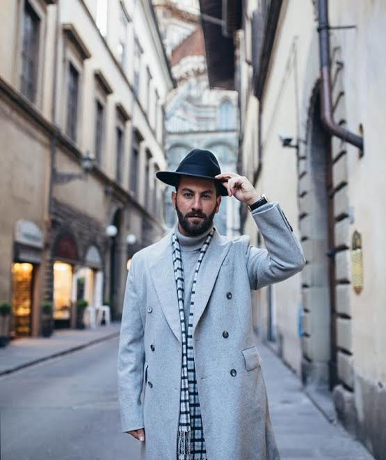 Stili Yakala: Matthew Zorpas