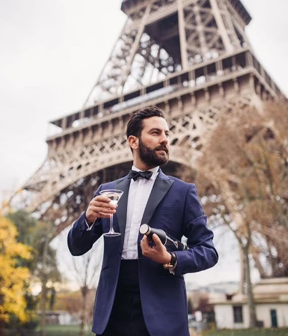 Stili Yakala: Matthew Zorpas