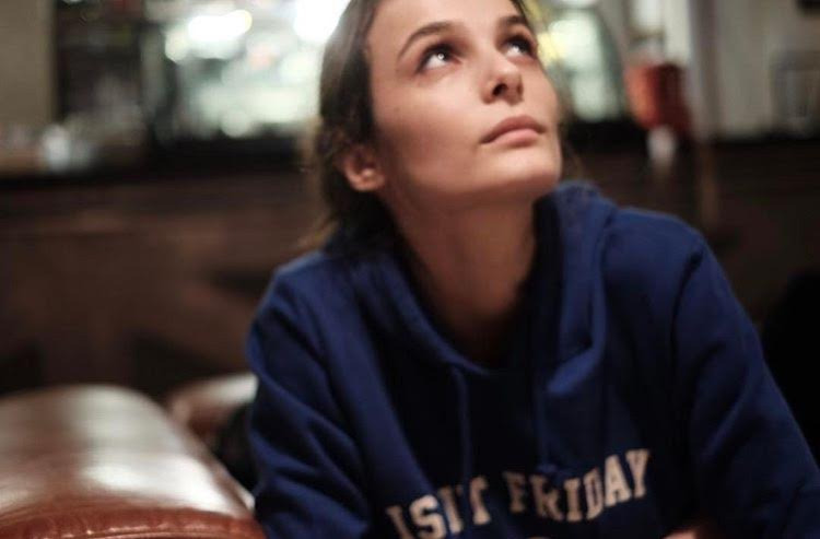 Mercek Altında: Büşra Develi