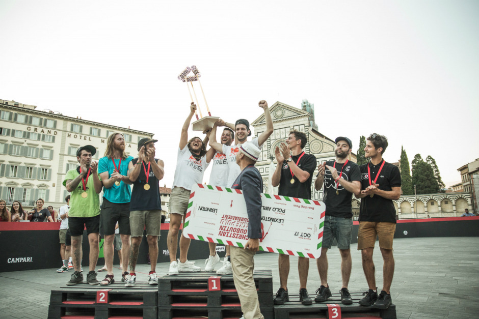 Christian Louboutin ve Aurelien Spor Ayakkabıları