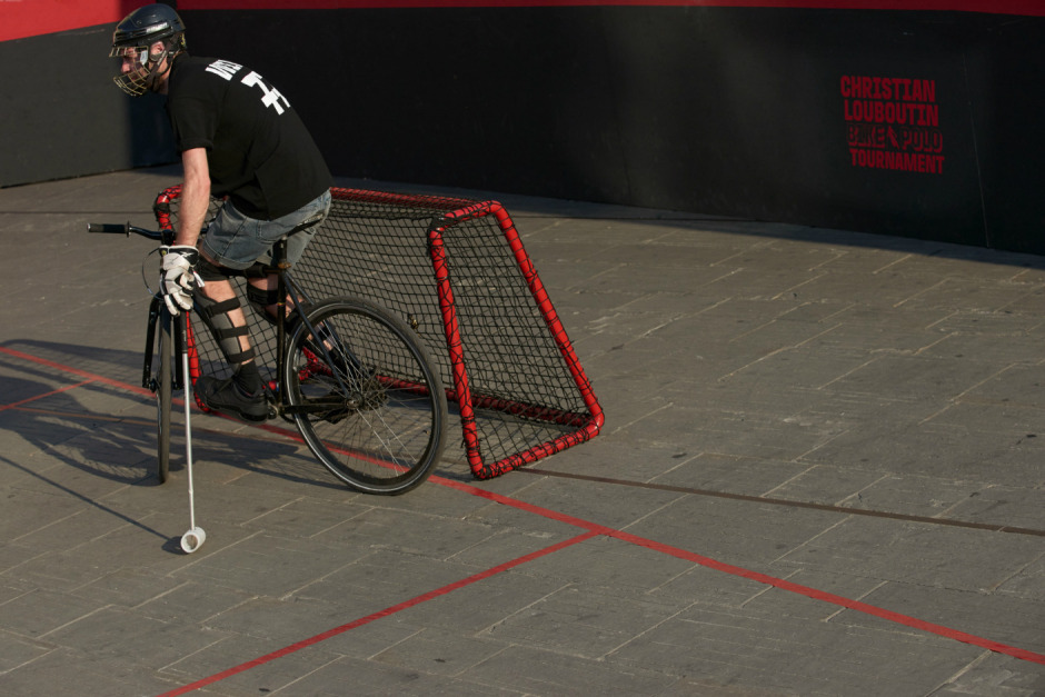 Christian Louboutin ve Aurelien Spor Ayakkabıları