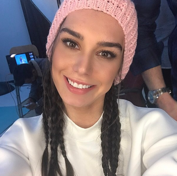 Mercek Altında: Burcu Kıratlı