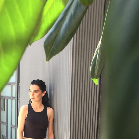 Mercek Altında: Burcu Kıratlı