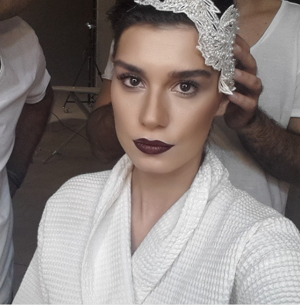 Mercek Altında: Burcu Kıratlı