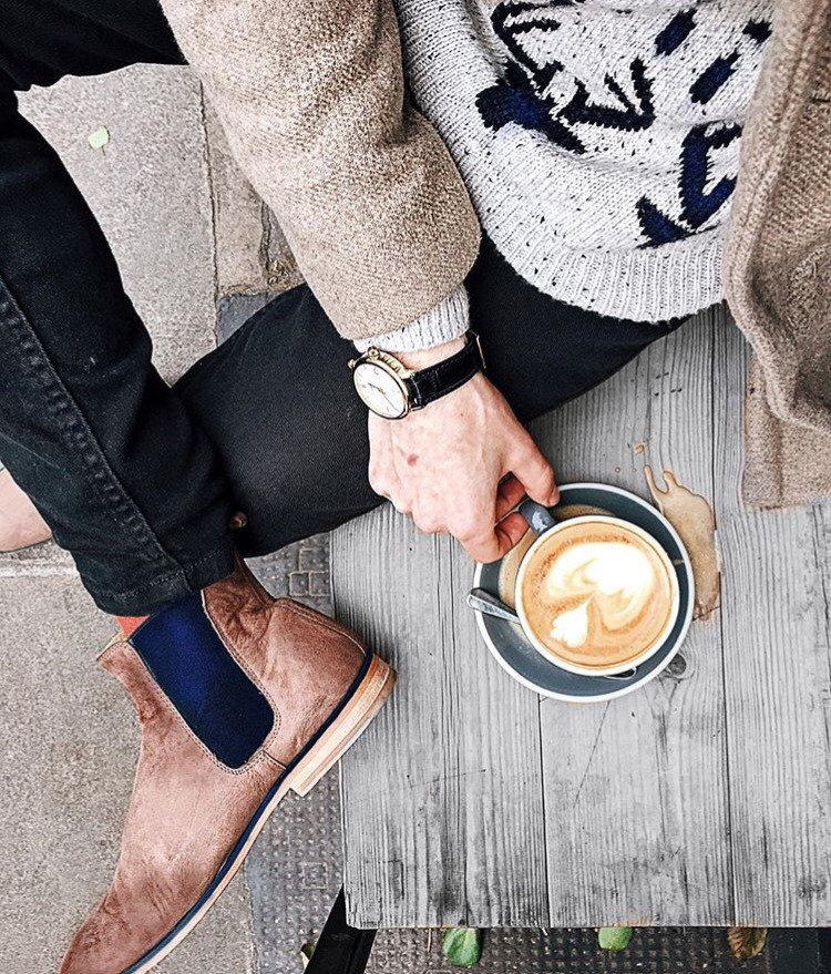 "But First Coffee" Değil "But First Take a Photo!"