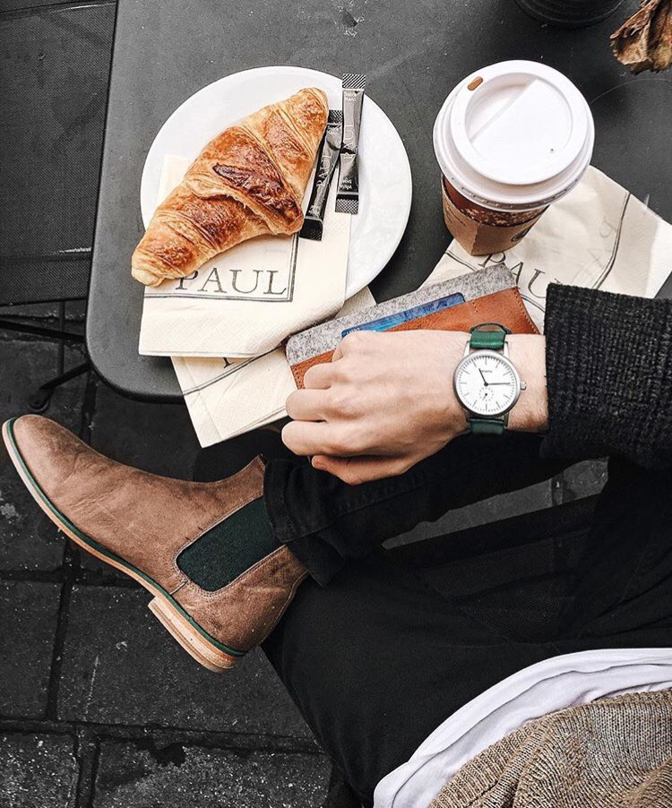 "But First Coffee" Değil "But First Take a Photo!"