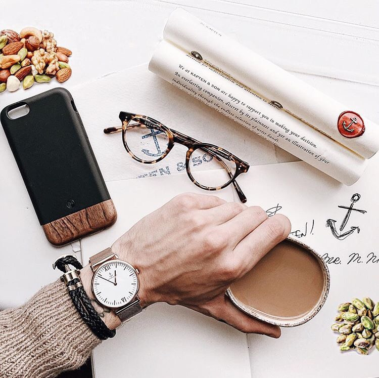 "But First Coffee" Değil "But First Take a Photo!"