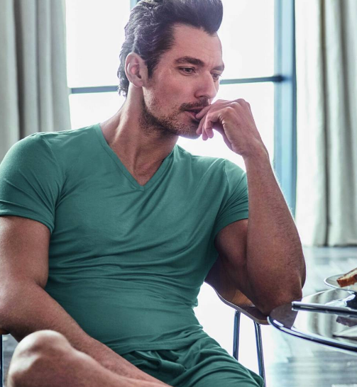 Dolaplara Yaz Geldi, Koşun!