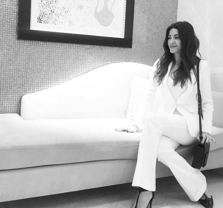 Mercek Altında: Başak Dizer