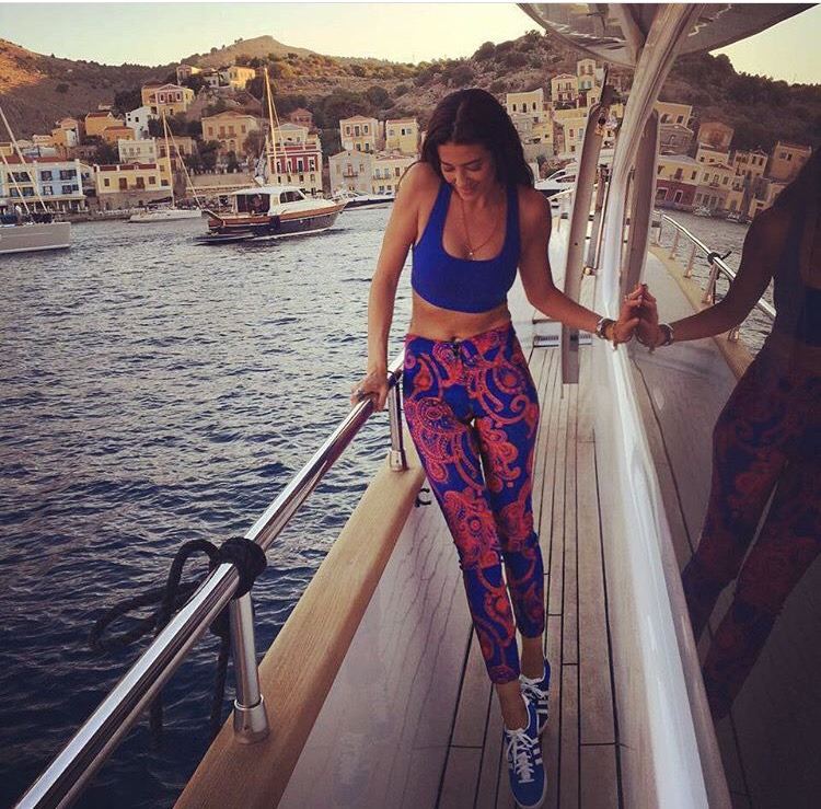 Mercek Altında: Başak Dizer