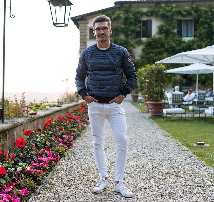 Stili Yakala: Justus Frederic Hansen