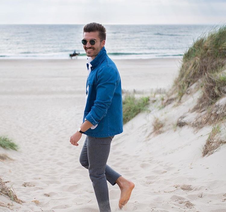 Stili Yakala: Justus Frederic Hansen