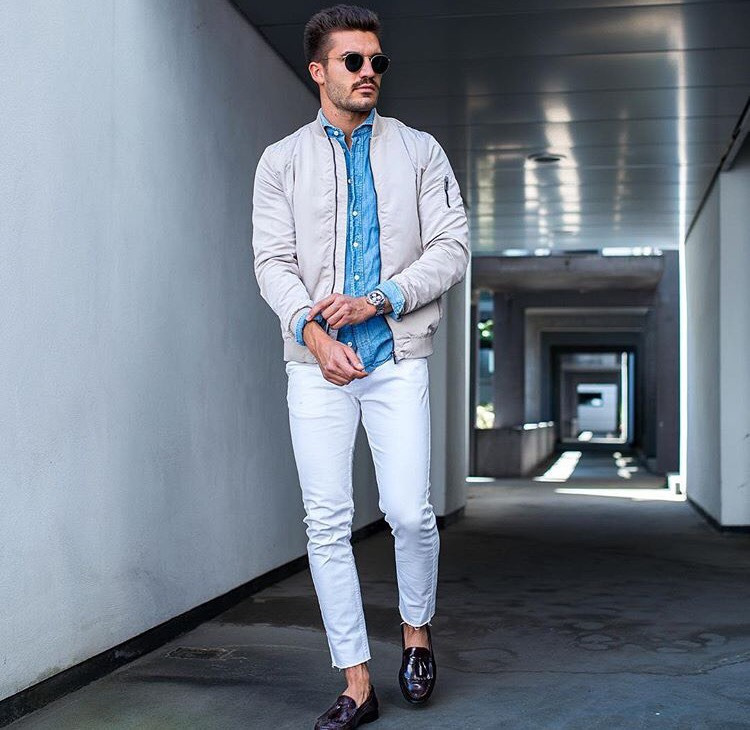 Stili Yakala: Justus Frederic Hansen