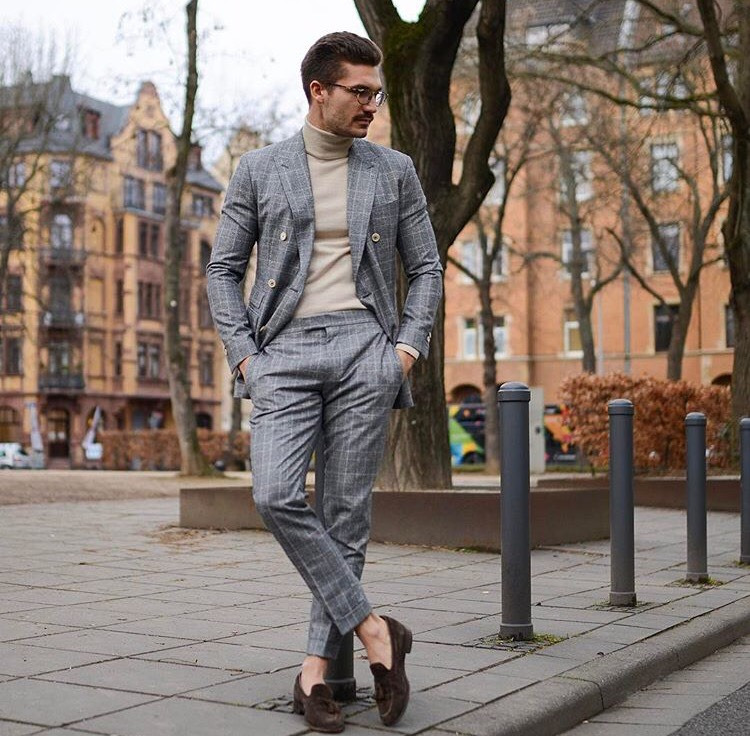 Stili Yakala: Justus Frederic Hansen