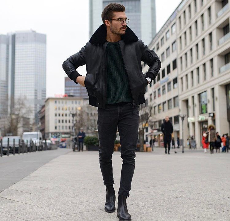 Stili Yakala: Justus Frederic Hansen