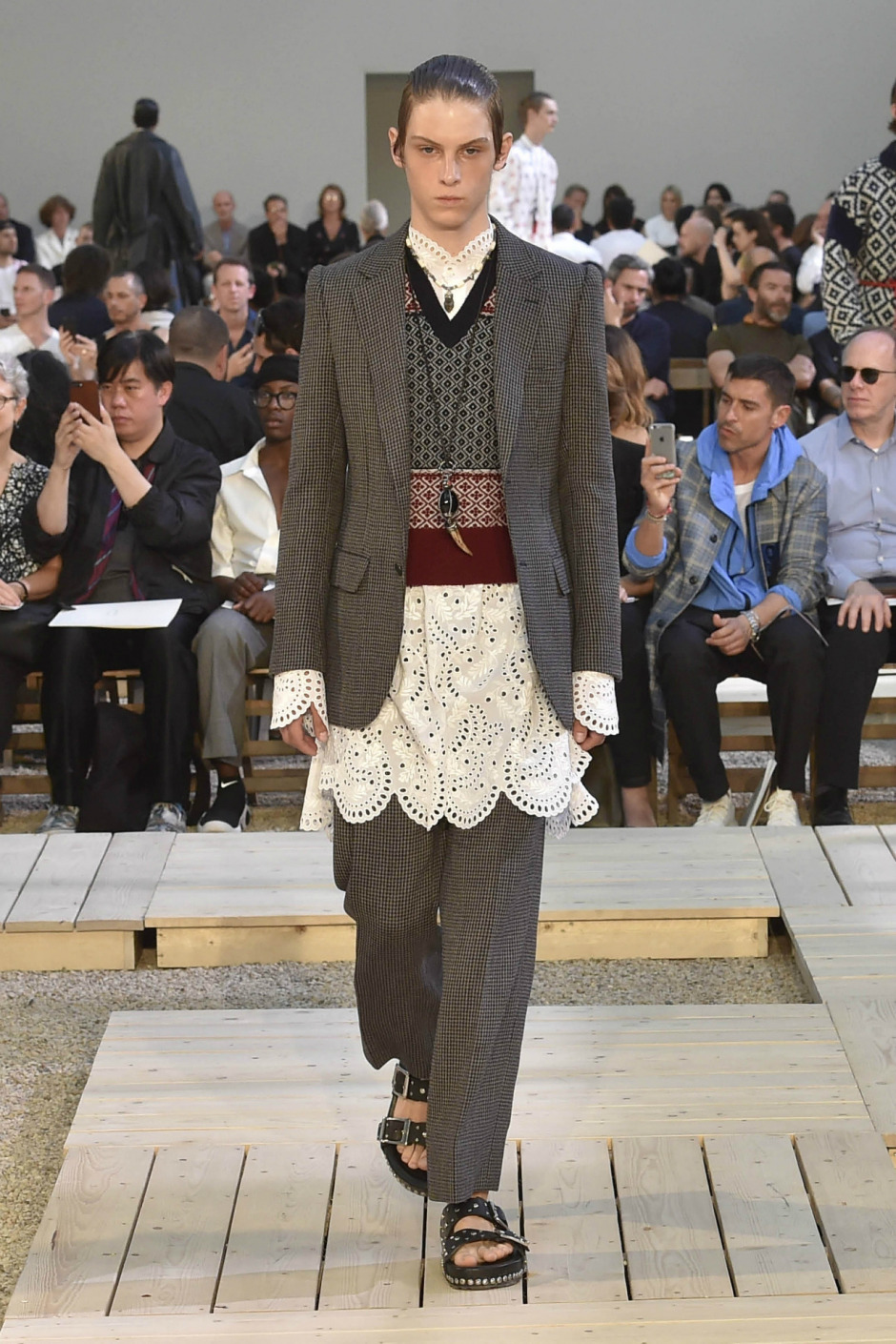 Alexander McQueen İlkbahar/Yaz 2018