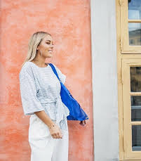 Mercek Altında: Angelica Blick