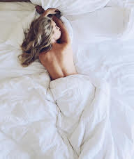 Mercek Altında: Angelica Blick